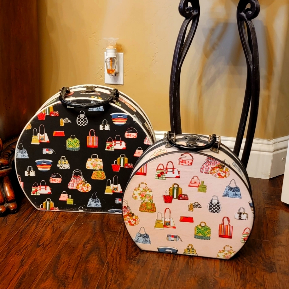 Set of 2 decor storage
